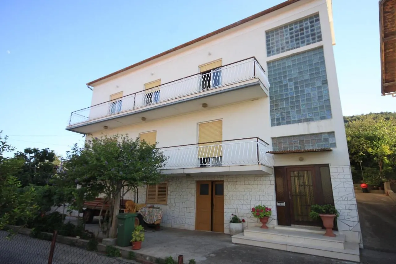 Apartments By The Sea Kali, Ugljan - 8203 Croatia