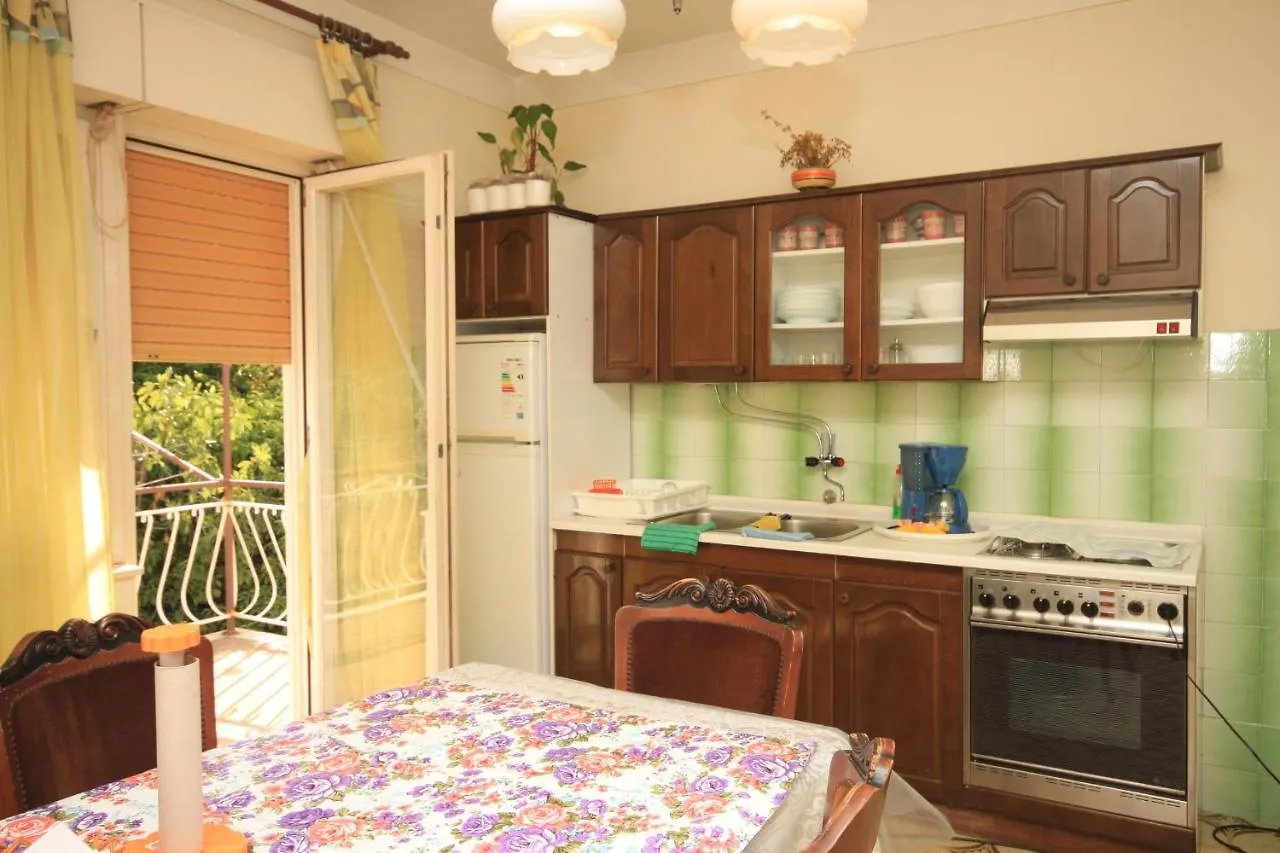 Apartments By The Sea Kali, Ugljan - 8203