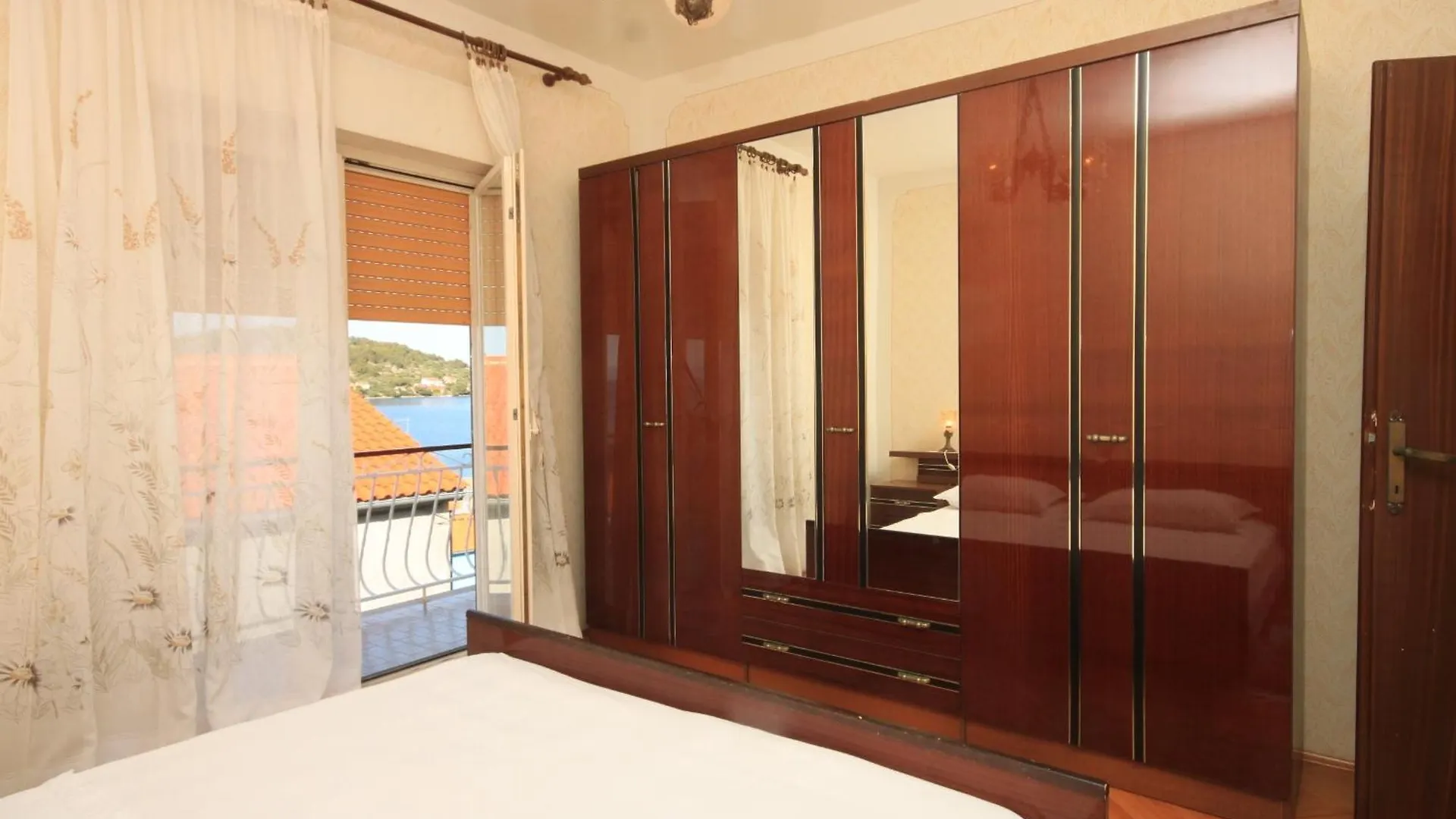 Apartments By The Sea Kali, Ugljan - 8203  Kali